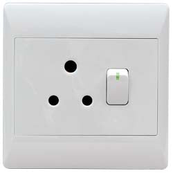 Socket 4 X 4 Bi Single + Euro