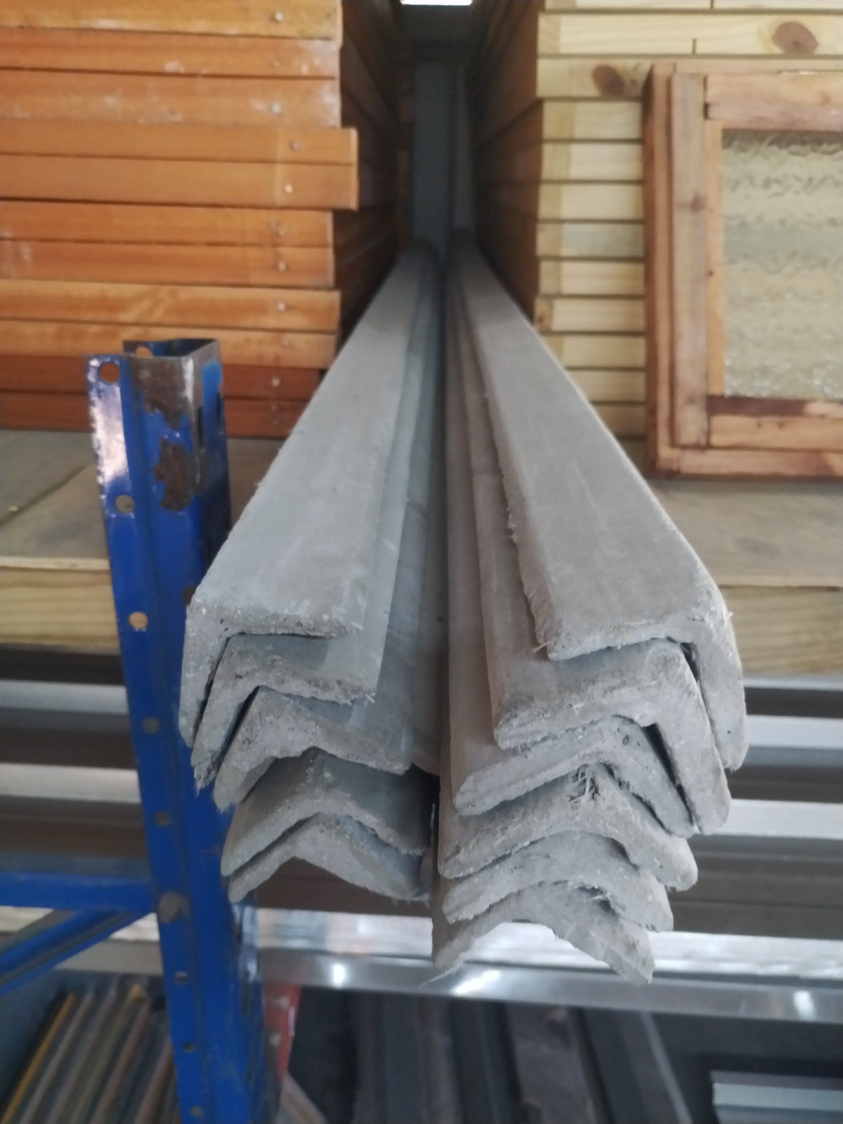Nutec External Corners - 70x70x3000mm | Nutec Hardware – Nutec ...